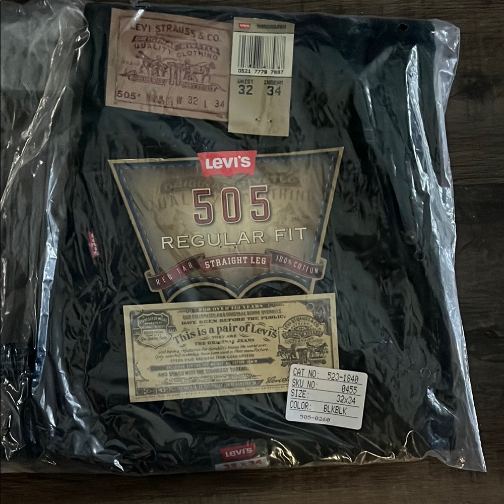 Levi's 505 Regular Fit Jeans - Black